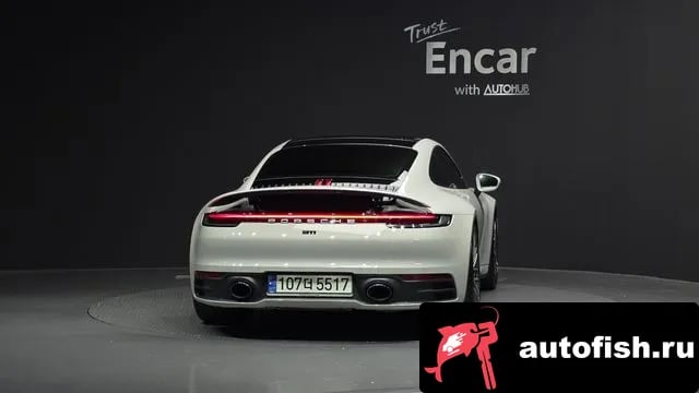 Porsche 911 911 (992) 2021 года - вид 4
