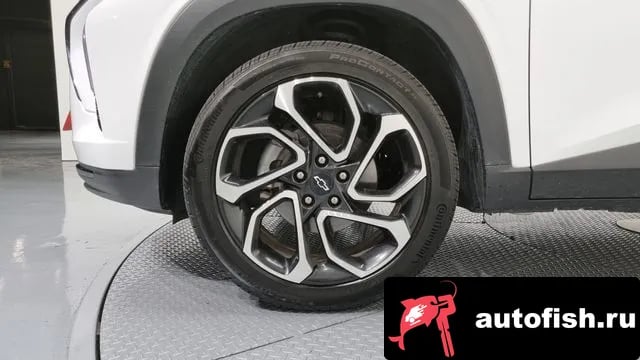 Chevrolet (GM Daewoo) Trax Trax Crossover 2024 года - похожие автомобили