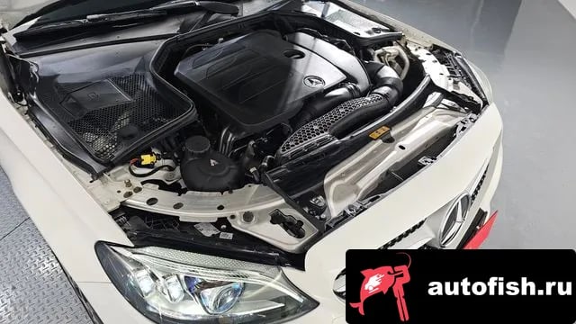 Mercedes-Benz C-Class C-Class W205 2020 года - вид 6