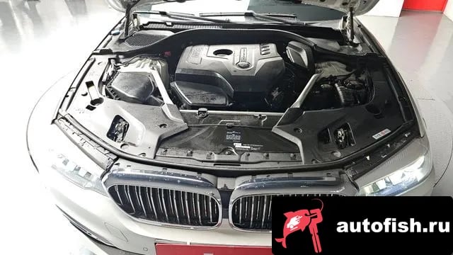 BMW 5-Series 5 Series (G30) 2018 года - вид 6