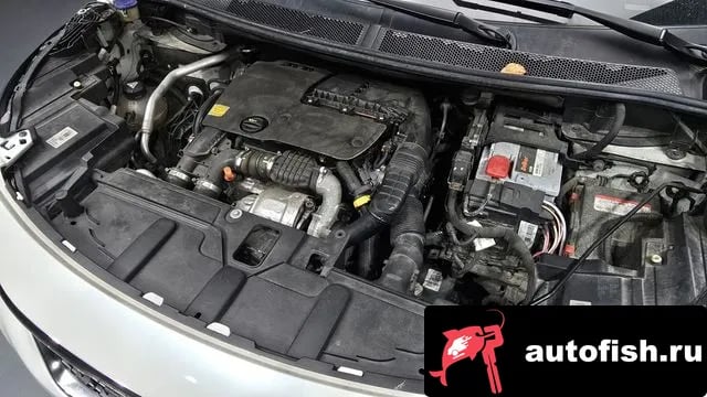 Peugeot 3008 3008 second generation 2018 года - похожие автомобили