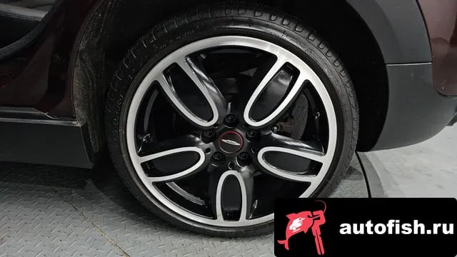 Mini Clubman Cooper D Clubman 2018 года - вид 5