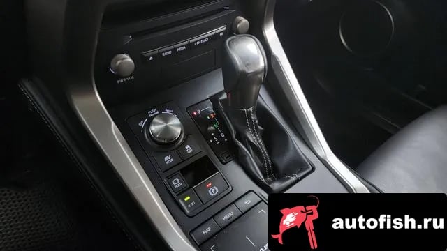 Lexus NX NX300h 2018 года - похожие автомобили