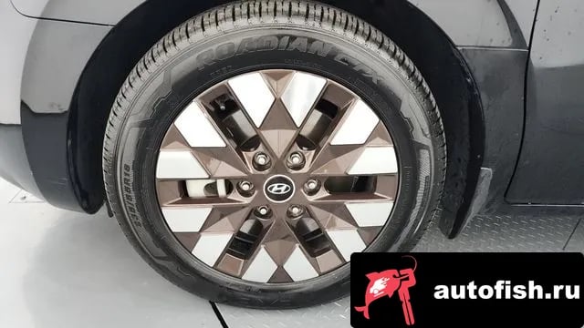 Hyundai Staria Staria 2021 года - похожие автомобили