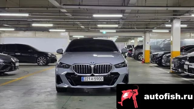 BMW 5-Series 5 Series (G60) 2025 года - вид 3