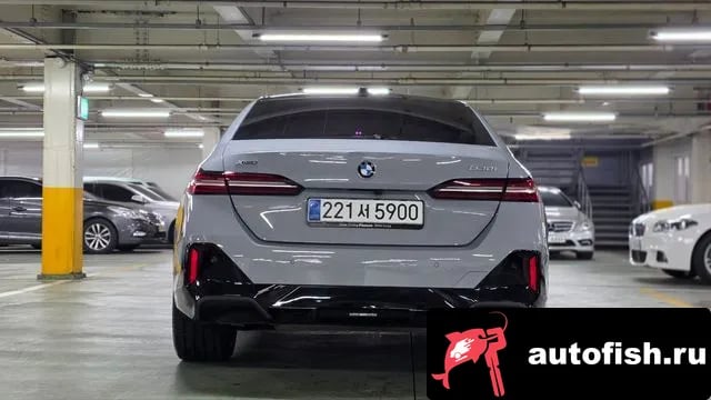BMW 5-Series 5 Series (G60) 2025 года - вид 4