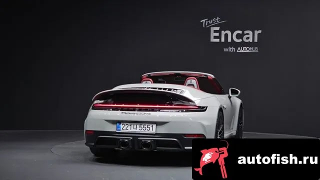 Porsche 911 911 (992) 2025 года - вид 4