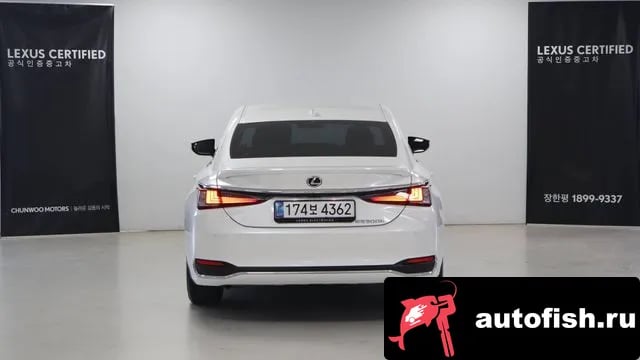Lexus ES ES300h 7th generation 2025 года - вид 4