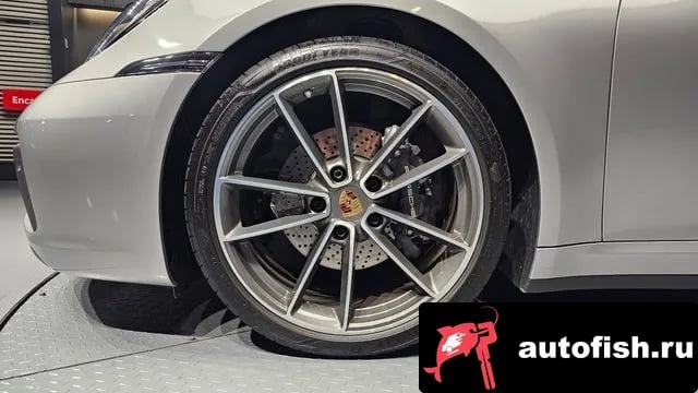 Porsche 911 911 (992) 2024 года - вид 5