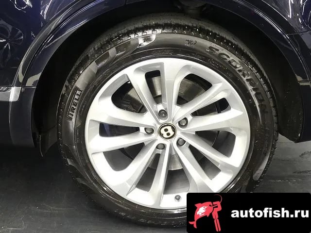 Bentley Bentayga Benteiga 2020 года - вид 5