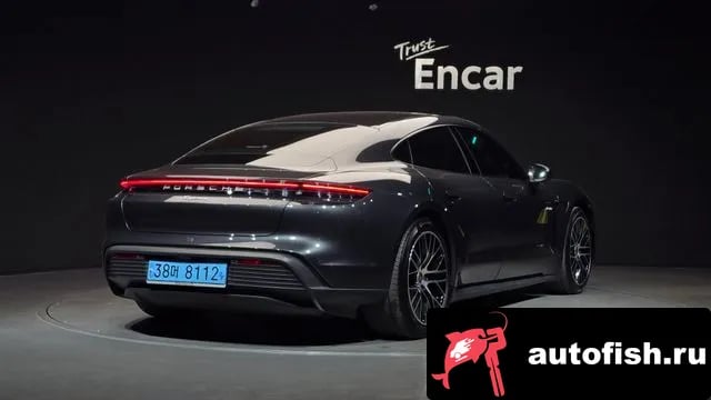 Porsche Taycan Taikan 2022 года - вид 2