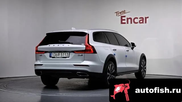 Volvo V60 V60 Cross-country 2nd Generation 2022 года - вид 2