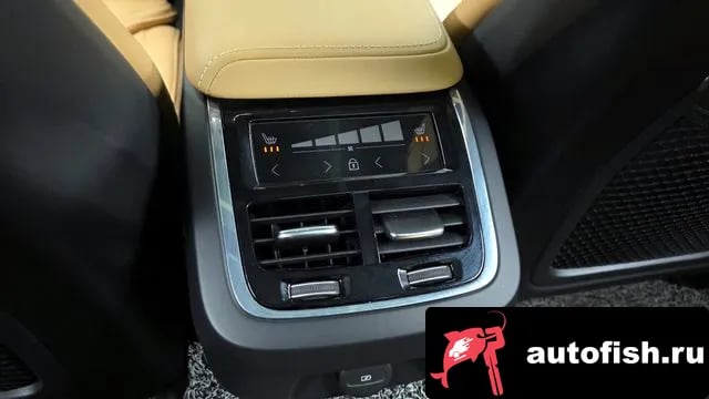 Volvo V60 V60 Cross-country 2nd Generation 2022 года - похожие автомобили