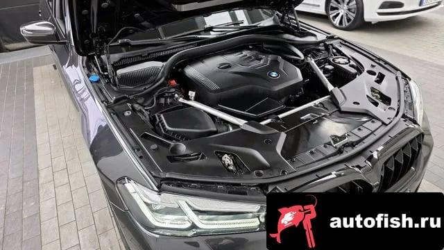 BMW 5-Series 5 Series (G30) 2023 года - вид 6