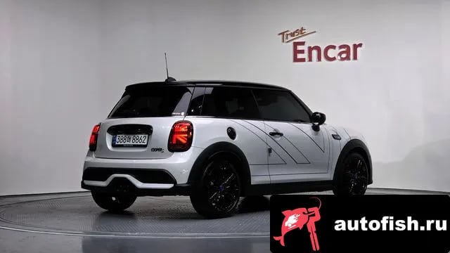 Mini Cooper Cooper S 2024 года - вид 2