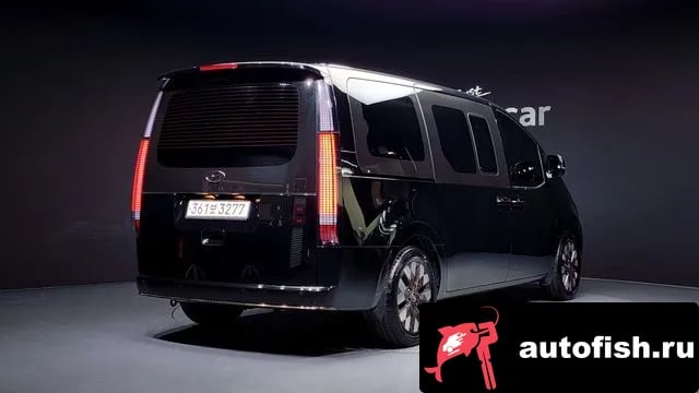Hyundai Staria Staria 2022 года - вид 2