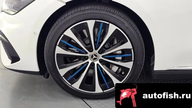 Mercedes-Benz EQE EQE V295 2023 года - вид 5