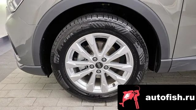 Audi Q3 Q3 (F3) 2023 года - вид 5