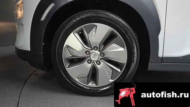 Hyundai Kona Kona Electric 2020 года - похожие автомобили