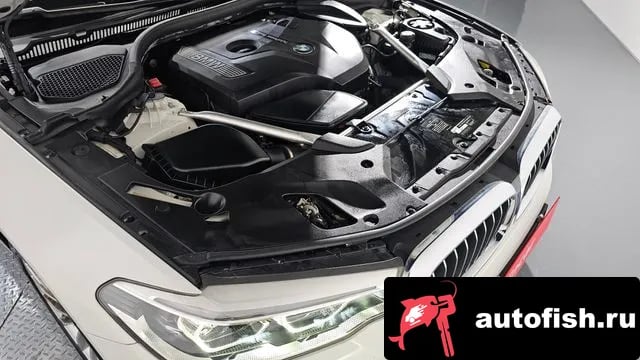 BMW 5-Series 5 Series (G30) 2019 года - вид 6