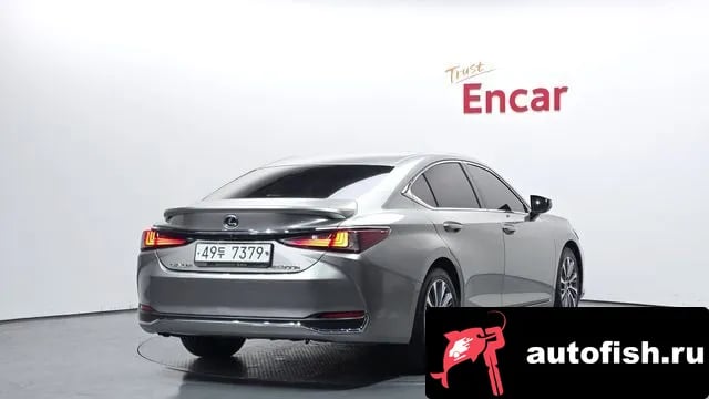 Lexus ES ES300h 7th generation 2018 года - вид 2