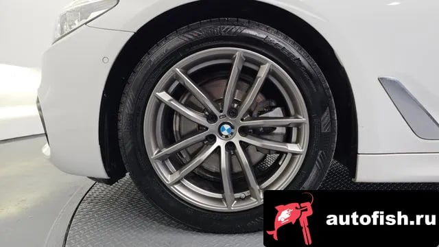 BMW 5-Series 5 Series (G30) 2020 года - вид 5
