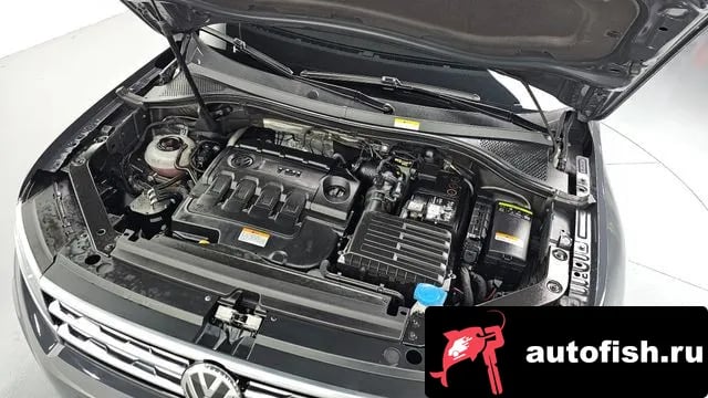 Volkswagen Tiguan Tiguan second Generation 2018 года - вид 6