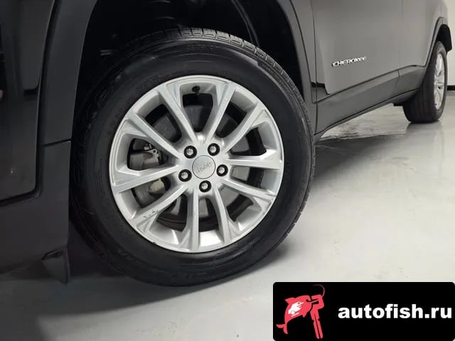 Jeep Cherokee Cherokee (KL) 2019 года - похожие автомобили