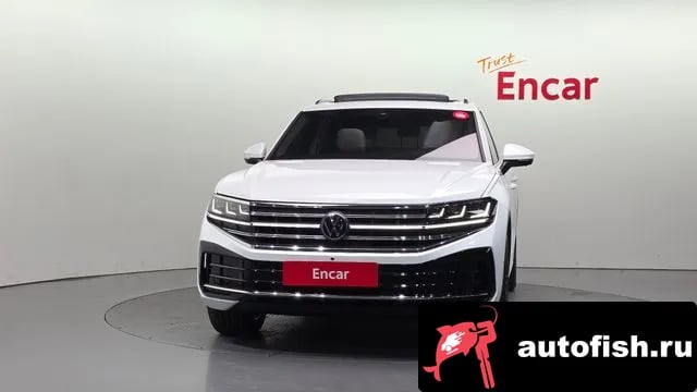 Volkswagen Touareg Tuareg 3rd generation 2025 года - вид 3