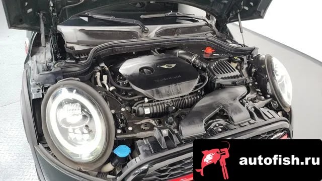 Mini Cooper Cooper S 2019 года - вид 6