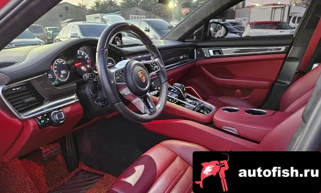 Porsche Panamera Panamera (971) 2018 года - вид 3