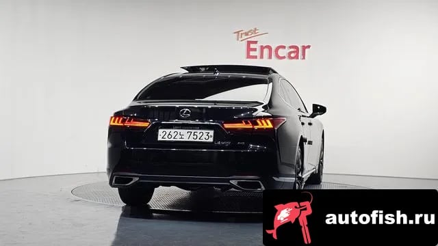 Lexus LS LS500 5th generation 2023 года - вид 3