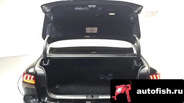 Lexus LS LS500 5th generation 2023 года - похожие автомобили