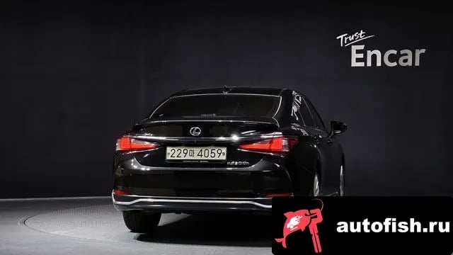 Lexus ES ES300h 7th generation 2022 года - вид 4