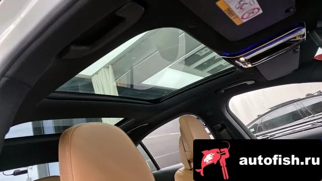 Mercedes-Benz E-Class E-Class W214 2025 года - похожие автомобили