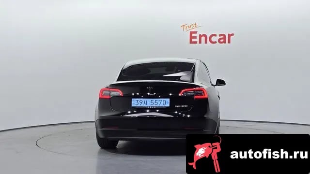 Tesla Model 3 Model 3 2021 года - вид 4