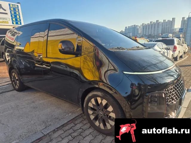 Hyundai Staria Staria 2021 года - вид 2