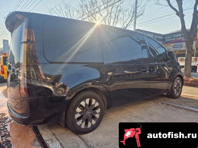 Hyundai Staria Staria 2021 года - вид 6