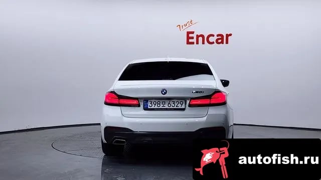 BMW 5-Series 5 Series (G30) 2022 года - вид 4