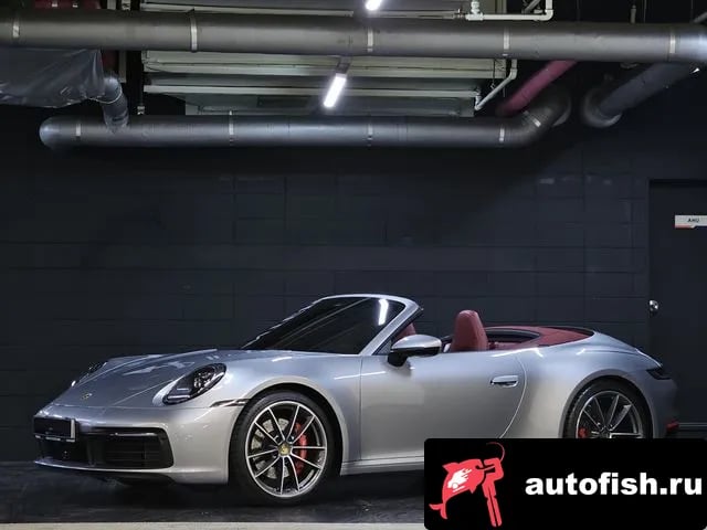 Porsche 911 911 (992) 2021 года - вид 3