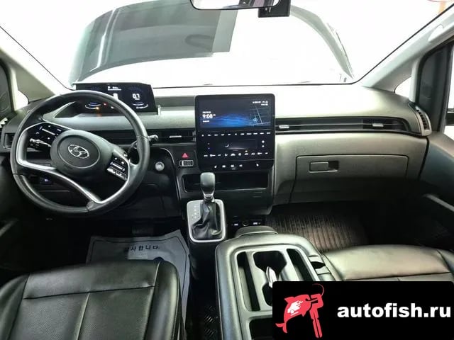 Hyundai Staria Staria 2022 года - похожие автомобили
