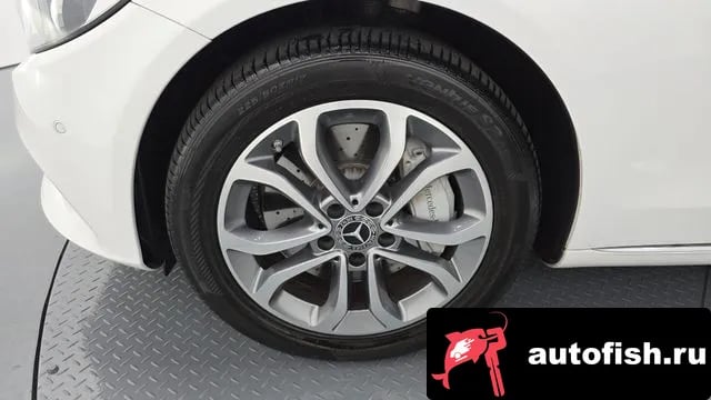 Mercedes-Benz C-Class C-Class W205 2019 года - похожие автомобили