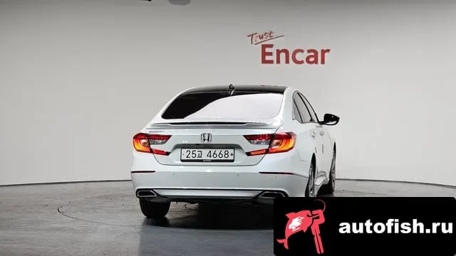 Honda Accord Accord 10th Generation 2018 года - вид 3