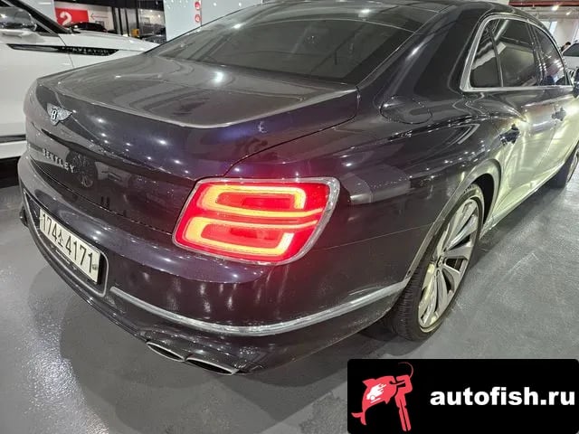 Bentley Flying Spur Flying Spur 3rd Generation 2022 года - вид 3
