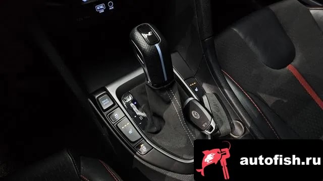 Hyundai Veloster Veloster (JS) 2018 года - похожие автомобили