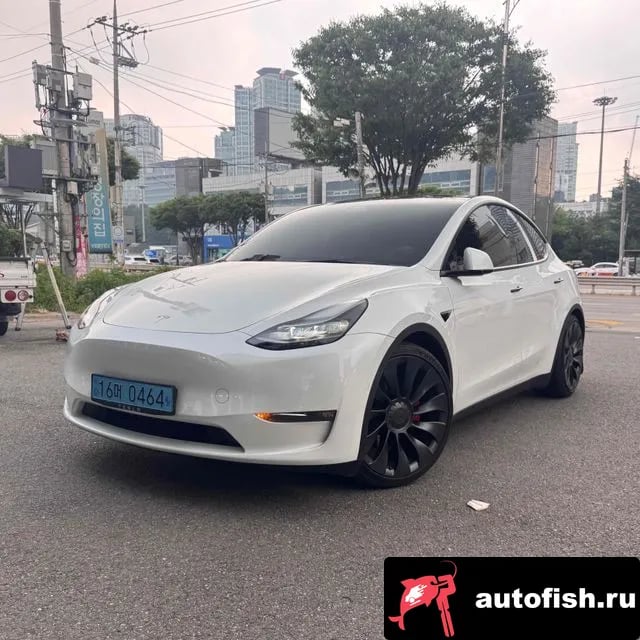 Tesla Model Y Model Y 2022 года - вид 2