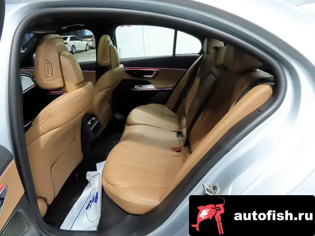 Mercedes-Benz E-Class E-Class W214 2025 года - похожие автомобили