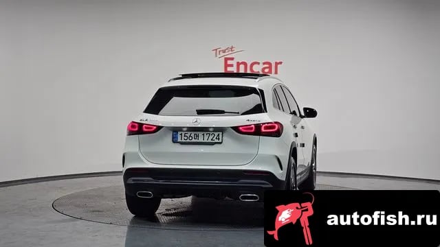 Mercedes-Benz GLA-Class GLA - Class H247 2022 года - вид 4