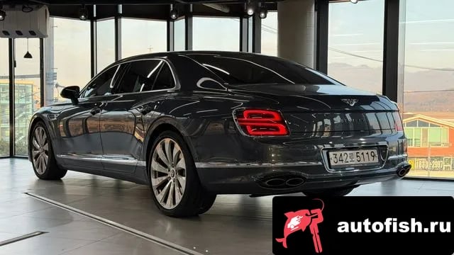 Bentley Flying Spur Flying Spur 3rd Generation 2021 года - вид 4