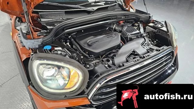 Mini Countryman Cooper D Country Man 2018 года - вид 6